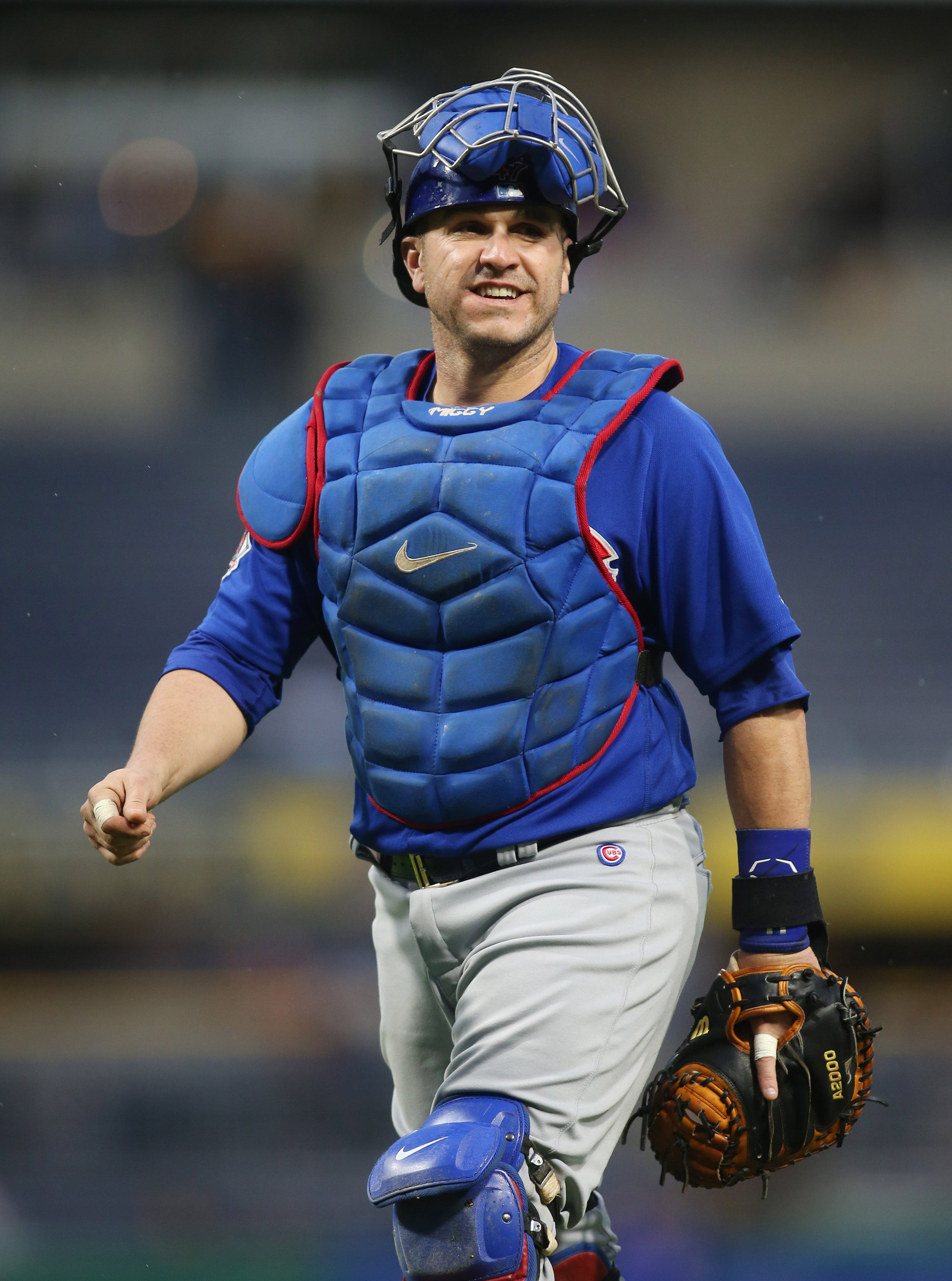 Cubs cut Miguel Montero hours after he 